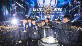 T1战队备战MSI，Faker与Oner轻松研究对手展现自信